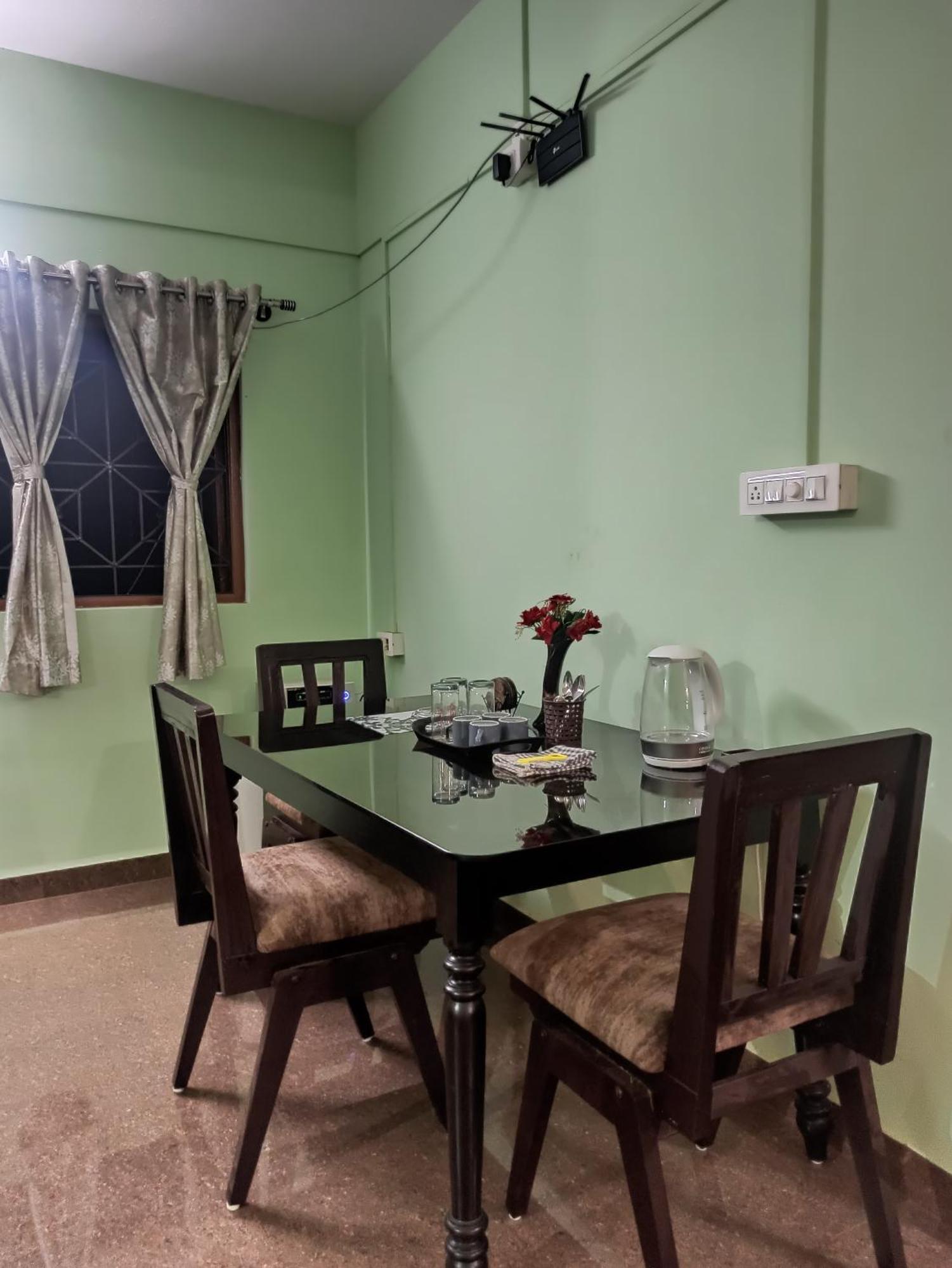 Apartment Benirosa Homestay 2 *