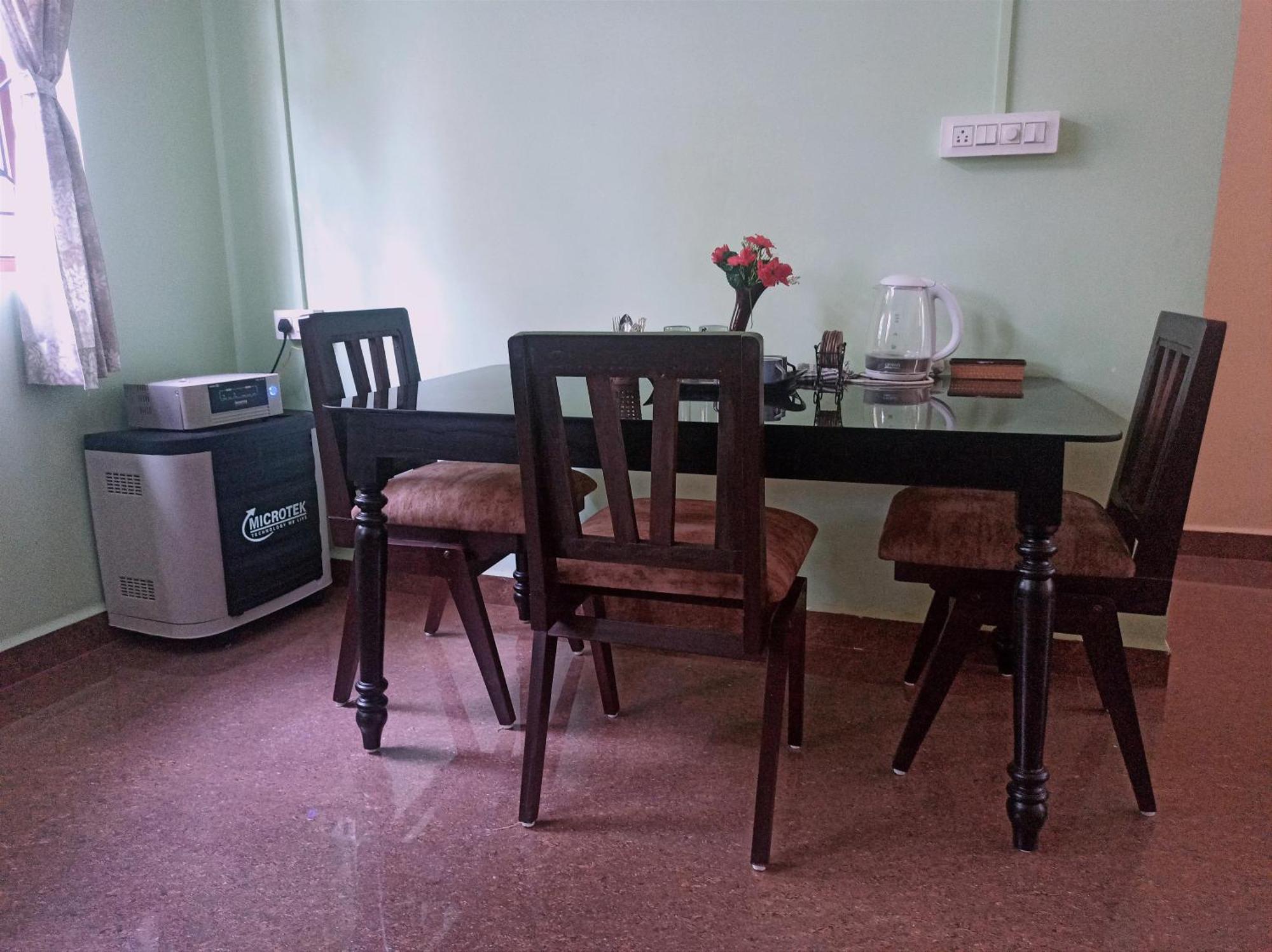 Benirosa Homestay 2 *